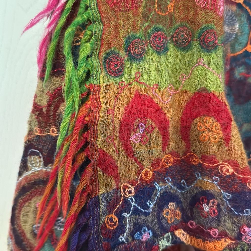 Colorful Women's Cape with Fringe dur2 - Picture 2 of 7